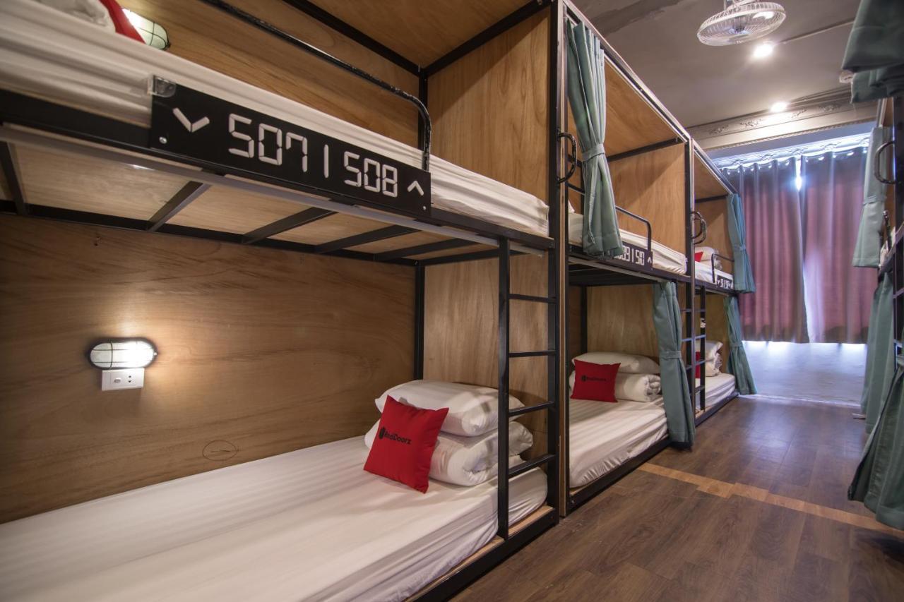 Hostel Reddoorz @ Tong Duy Tan Street (Adults Only) Hanoi Exterior foto