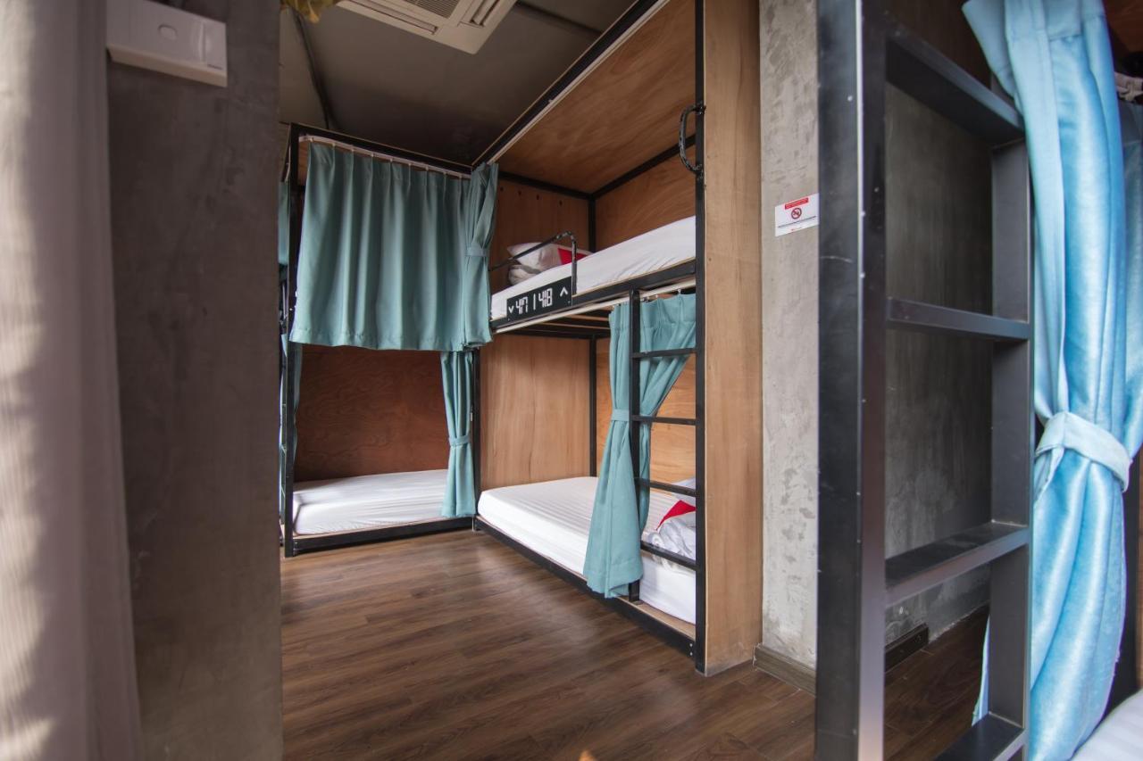 Hostel Reddoorz @ Tong Duy Tan Street (Adults Only) Hanoi Exterior foto