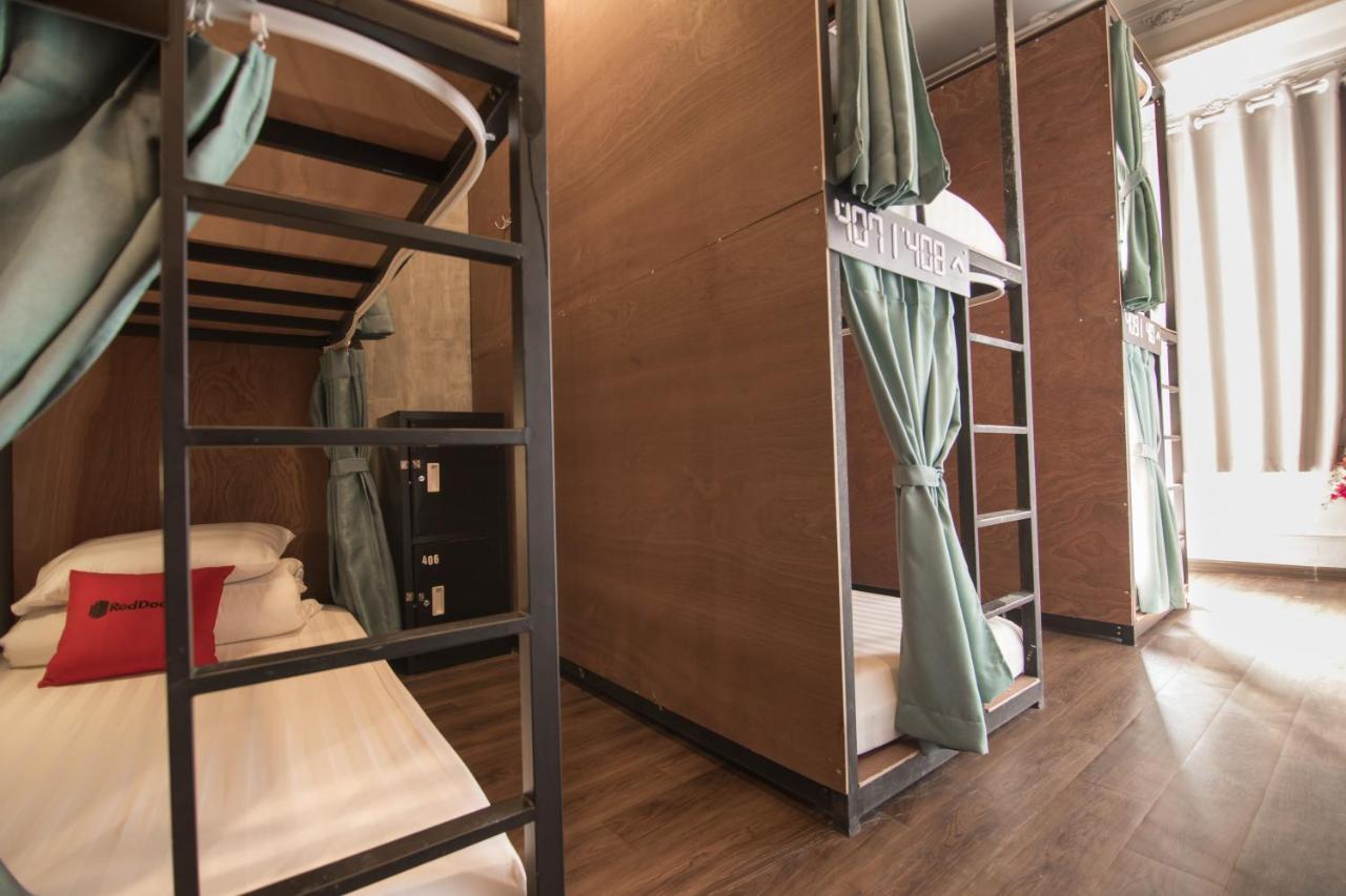 Hostel Reddoorz @ Tong Duy Tan Street (Adults Only) Hanoi Exterior foto