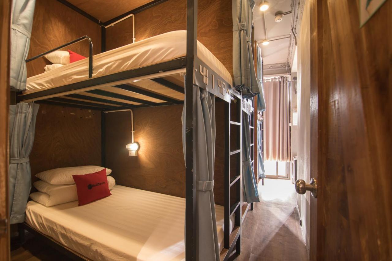Hostel Reddoorz @ Tong Duy Tan Street (Adults Only) Hanoi Exterior foto