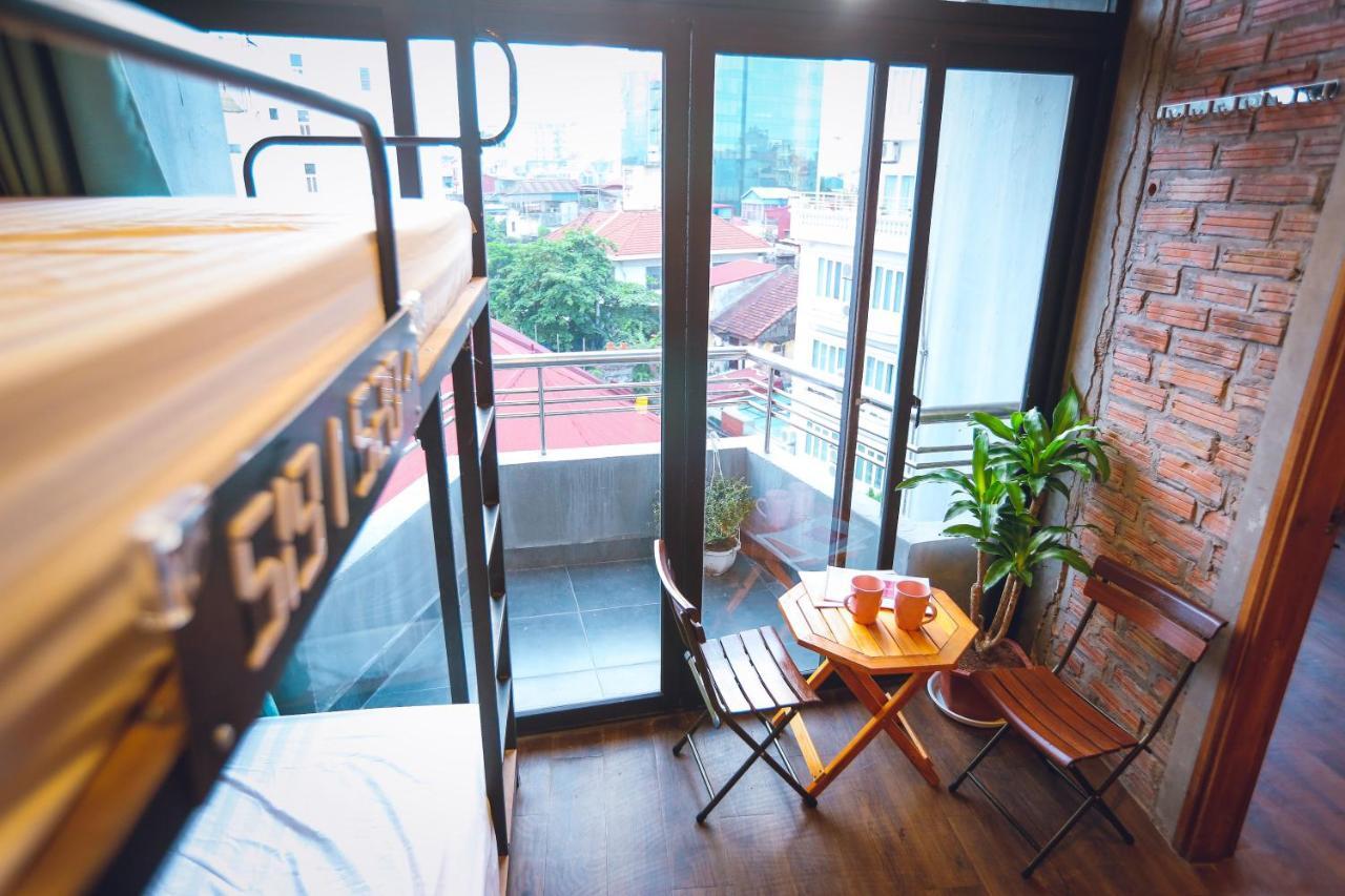 Hostel Reddoorz @ Tong Duy Tan Street (Adults Only) Hanoi Exterior foto