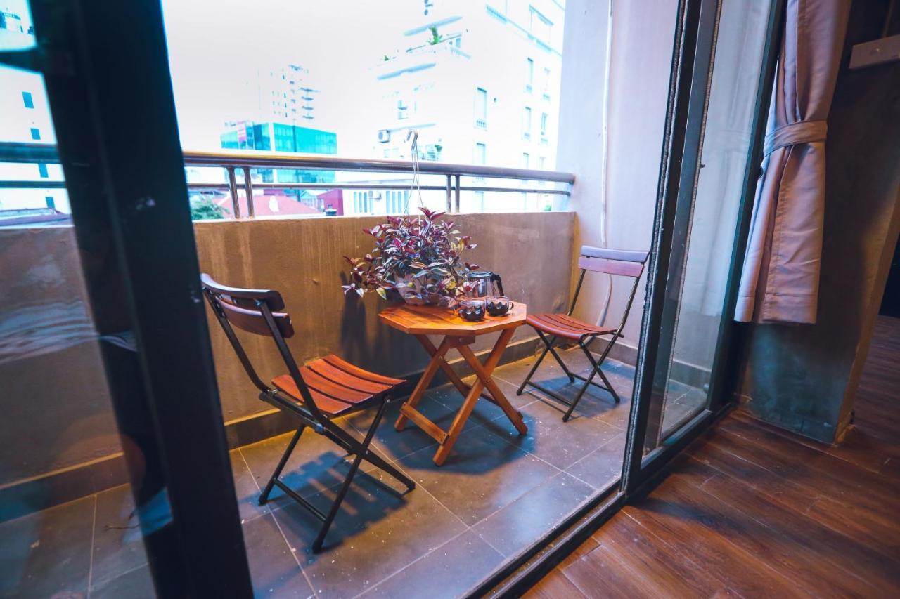Hostel Reddoorz @ Tong Duy Tan Street (Adults Only) Hanoi Exterior foto