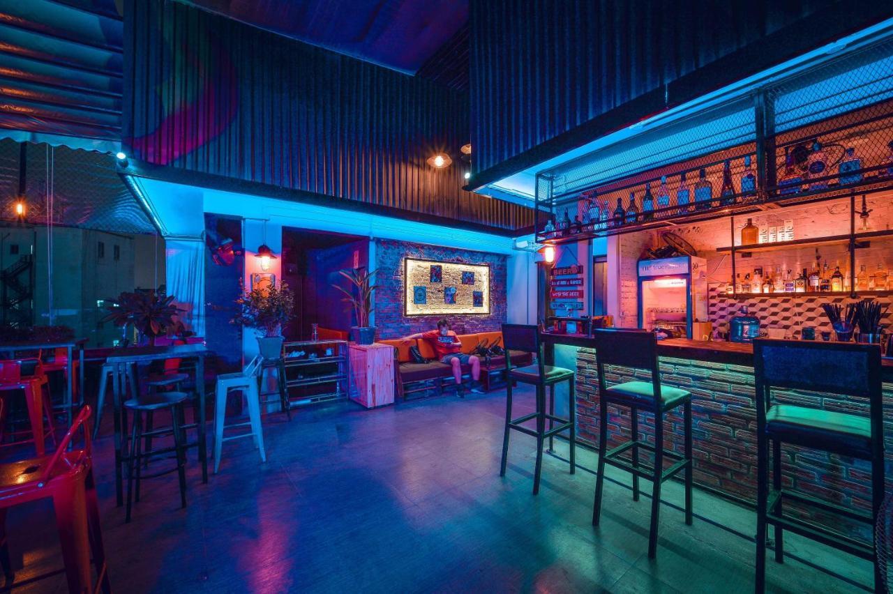 Hostel Reddoorz @ Tong Duy Tan Street (Adults Only) Hanoi Exterior foto